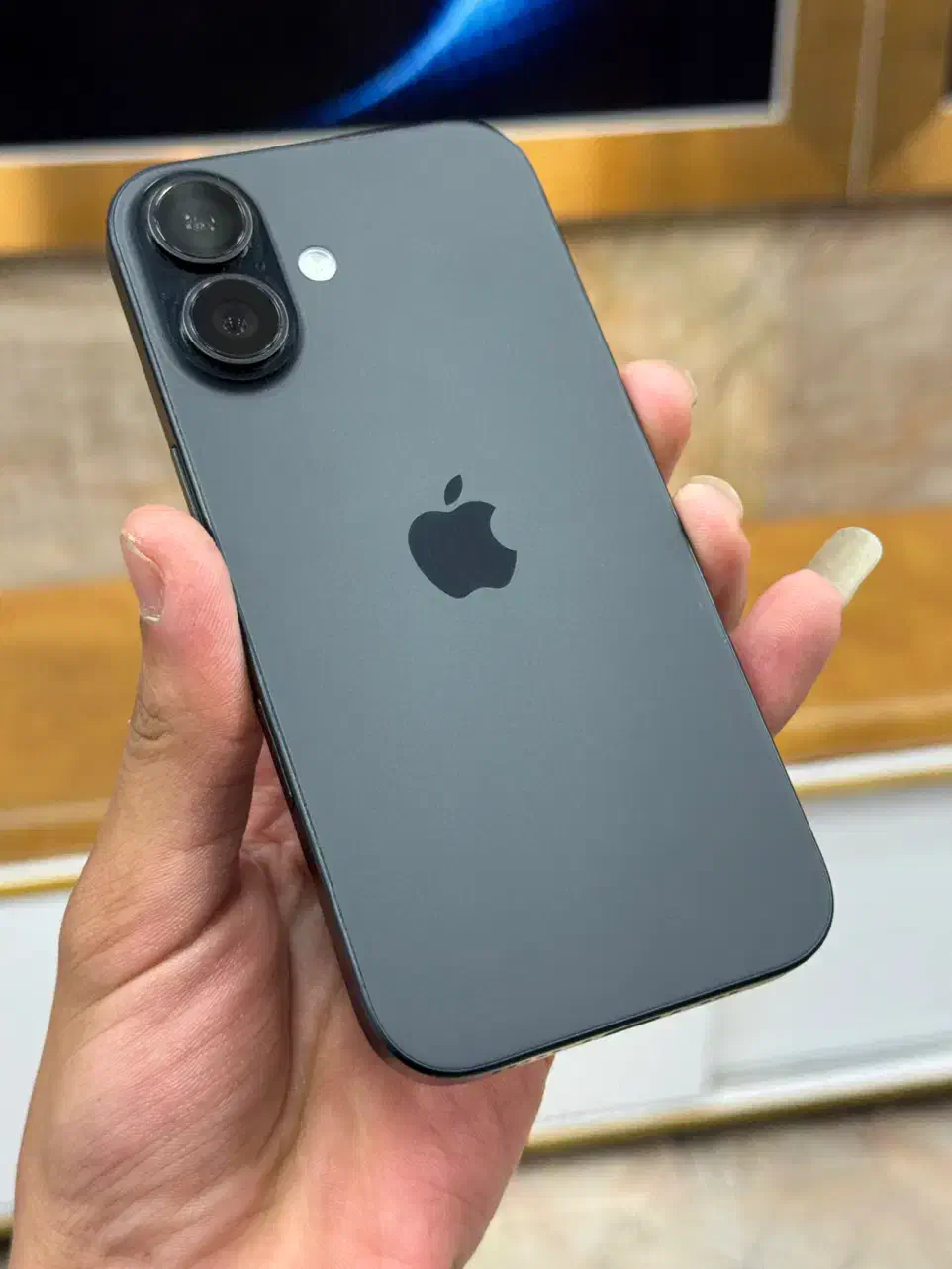 ایفون۱۶نرمال iPhone 16 ریجستر شده|موبایل|مشهد, آزادشهر|دیوار