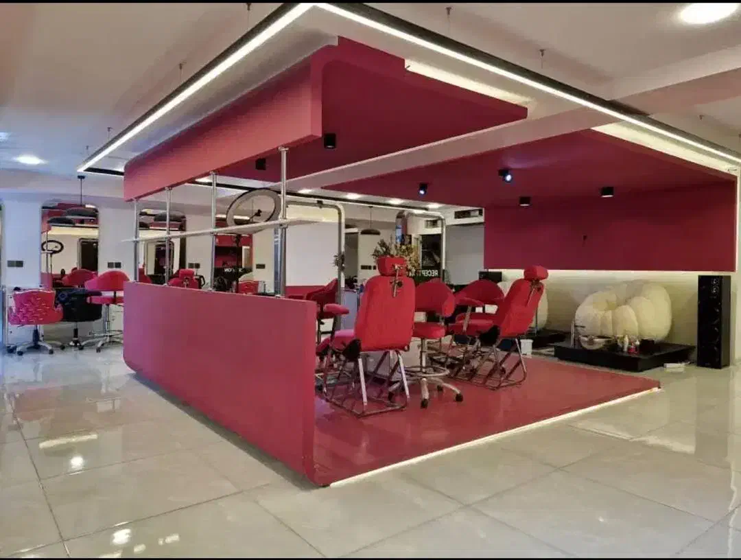 استخدام و اجاره لاین در سالن نفس بیوتی|استخدام درمانی، زیبایی، بهداشتی|شیراز, عفیف‌آباد|دیوار