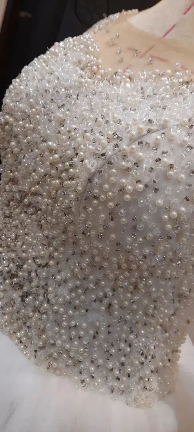 دوخت مزون بدون چسب کاردست بسیارتوتن شیک|لباس|رشت, رشتیان|دیوار