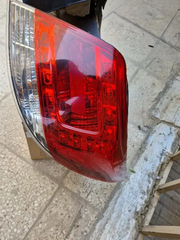 چراغ عقب دنا|قطعات یدکی و لوازم جانبی|اصفهان, الهیه|دیوار