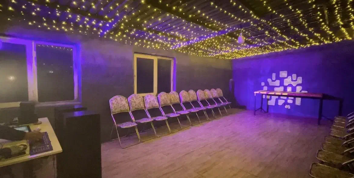 اجاره روزانه ویلاباغ دربستی جهت اسکان،دورهمی ،تولد|اجارهٔ کوتاه‌مدت ویلا و باغ|سنندج, |دیوار