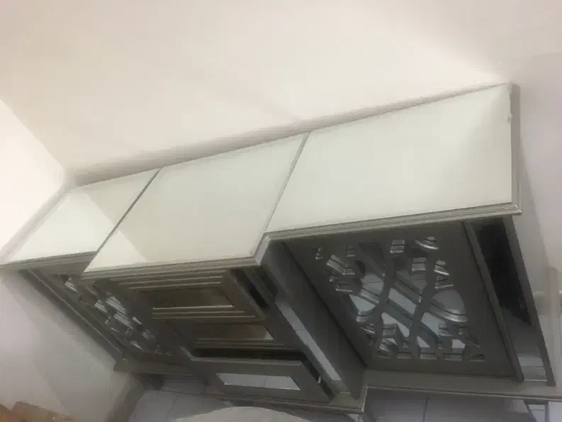 میز تیوی و آینه کنسول|بوفه، ویترین، کنسول|کرج, باغستان|دیوار