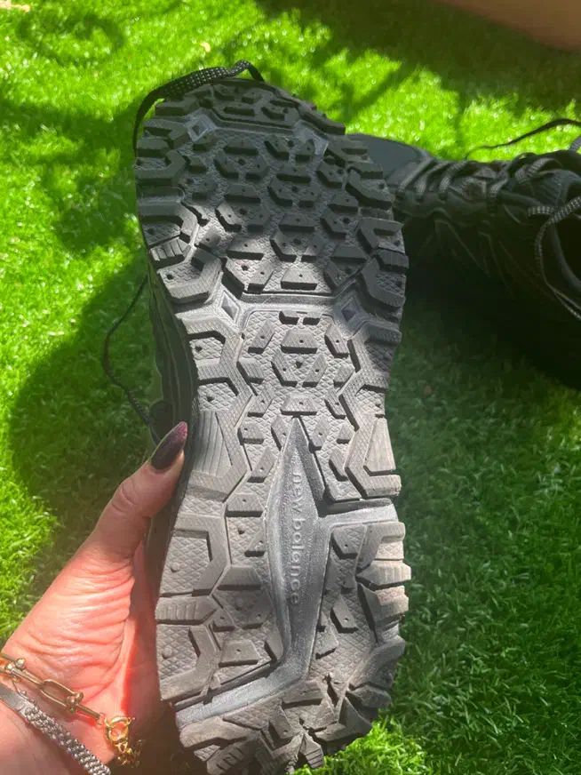 کفش نوک مدادی نیوبالانس|کیف، کفش، کمربند|ساری, |دیوار