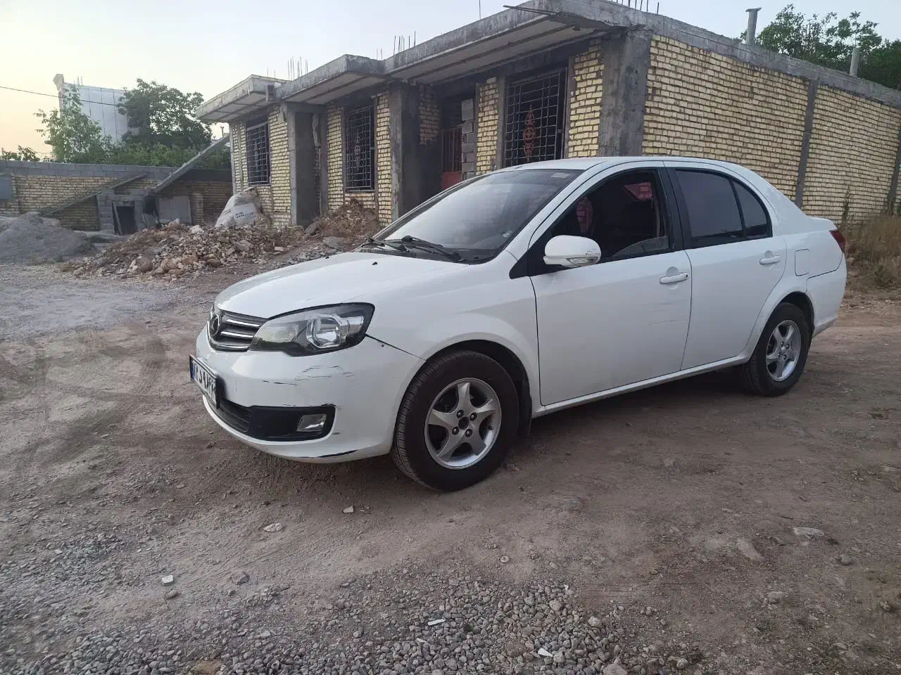 راین وی 5 دنده بی رنگ کم کار|خودرو سواری و وانت|تهران, امیر بهادر|دیوار