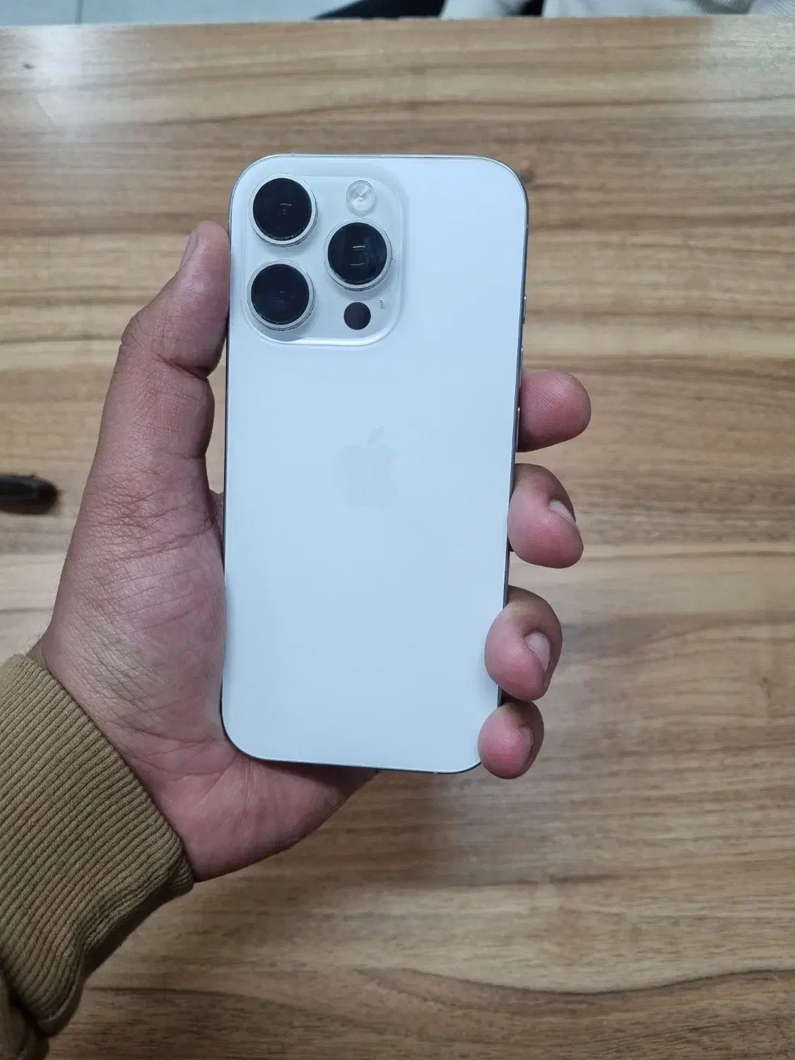 آیفون ۱۶ پرو ۲۵۶ گیگ|موبایل|خمینیشهر, |دیوار