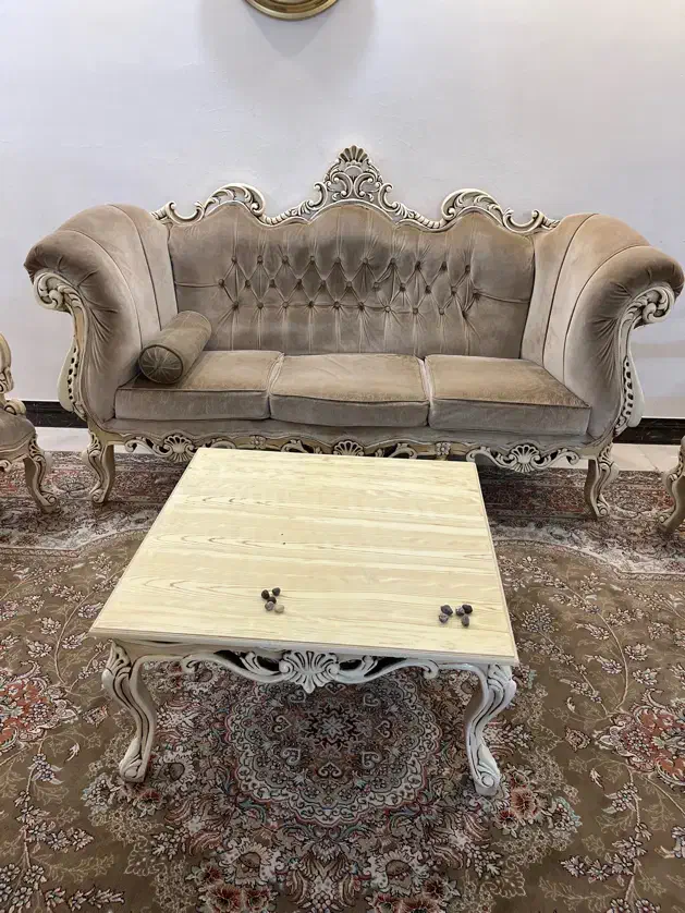 مبل سلطنتی|مبلمان خانگی و میز عسلی|کاشان, امیرکبیر|دیوار