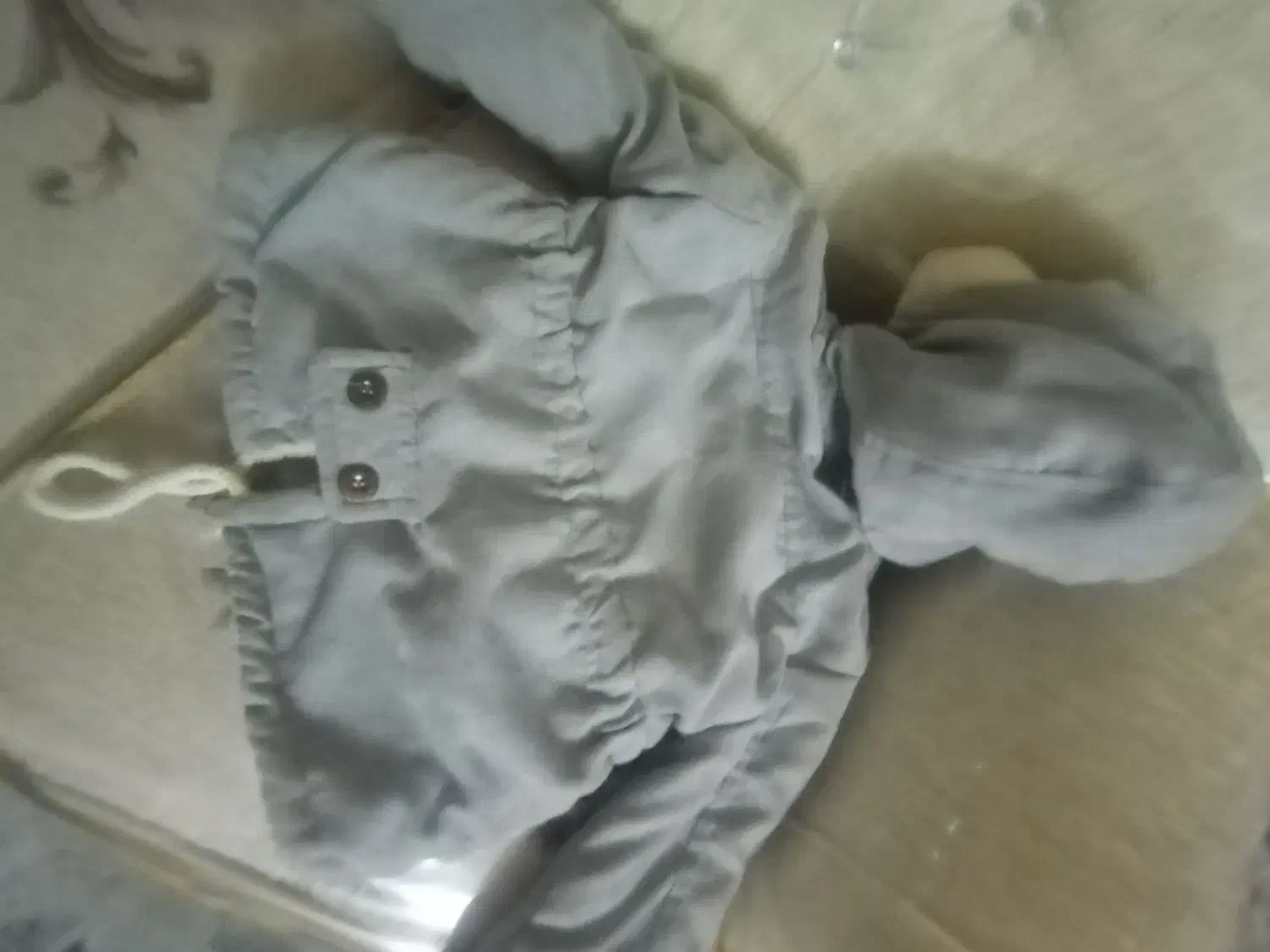 لباس بچگانه کاملا نو|کفش و لباس بچه|اصفهان, باغ فدک|دیوار