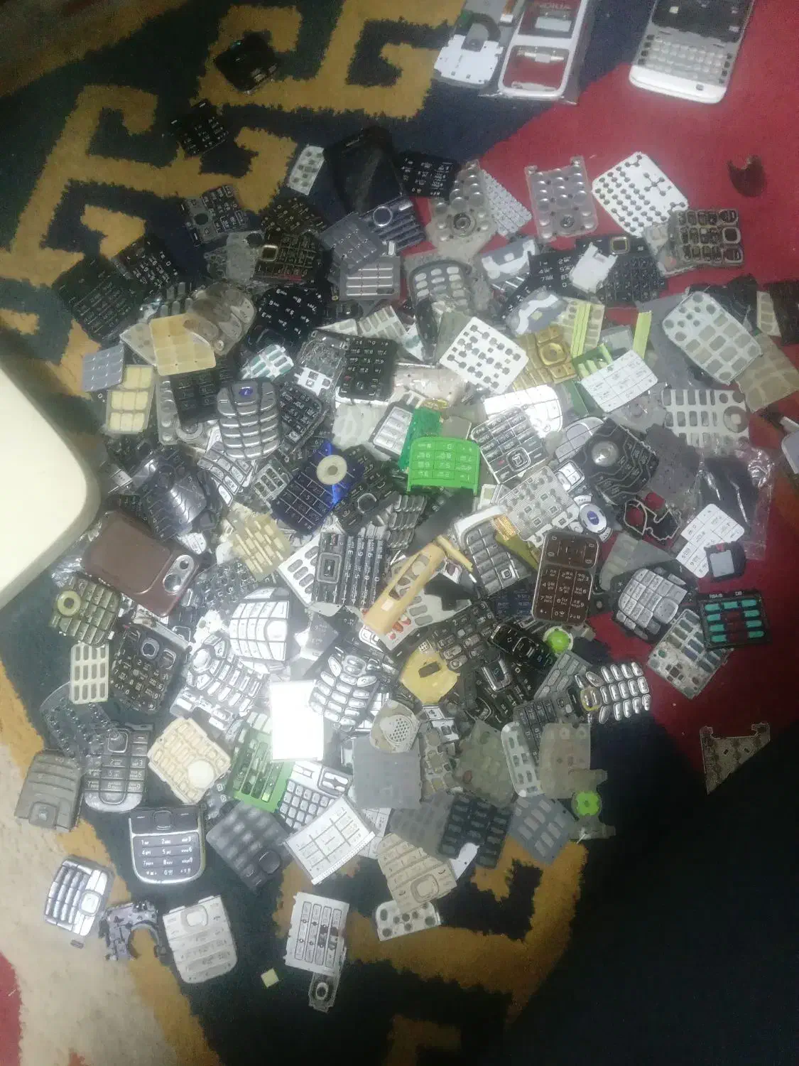 قاب و شاستی گوشی نوکیا وشارژر|لوازم جانبی موبایل و تبلت|زرندیه, |دیوار