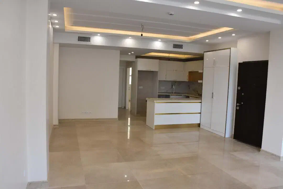 آپارتمان ۷۵ متر  ۲ خوابه/اقبالپور/خطی رو به آفتاب