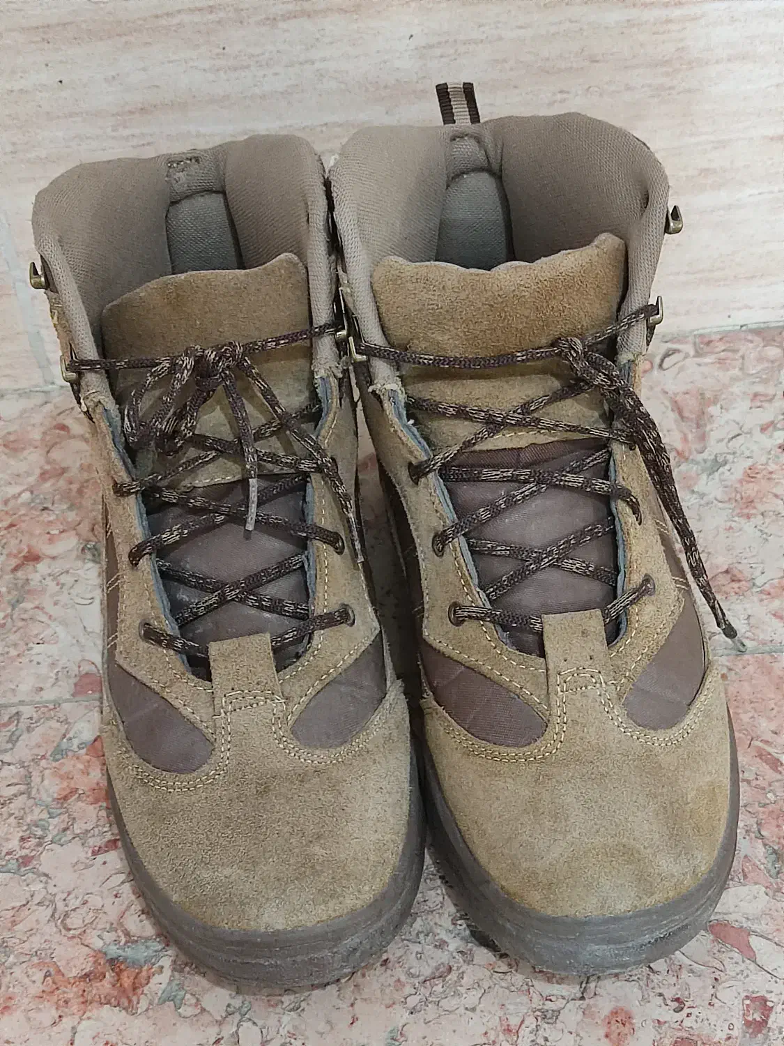 کفش نیم بوت کاملا نو|کیف، کفش، کمربند|شهرکرد, |دیوار