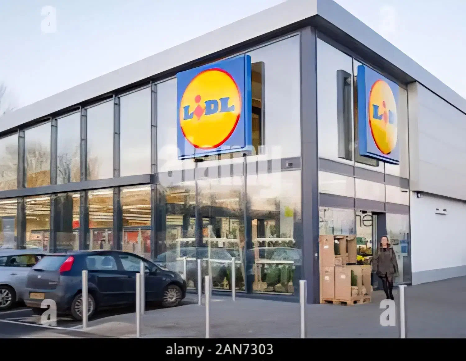 ۵۰۰متر مغازه/ تجاری کفی میدان رسالت - شرق|اجارهٔ مغازه و غرفه|تهران, نیروی دریایی|دیوار