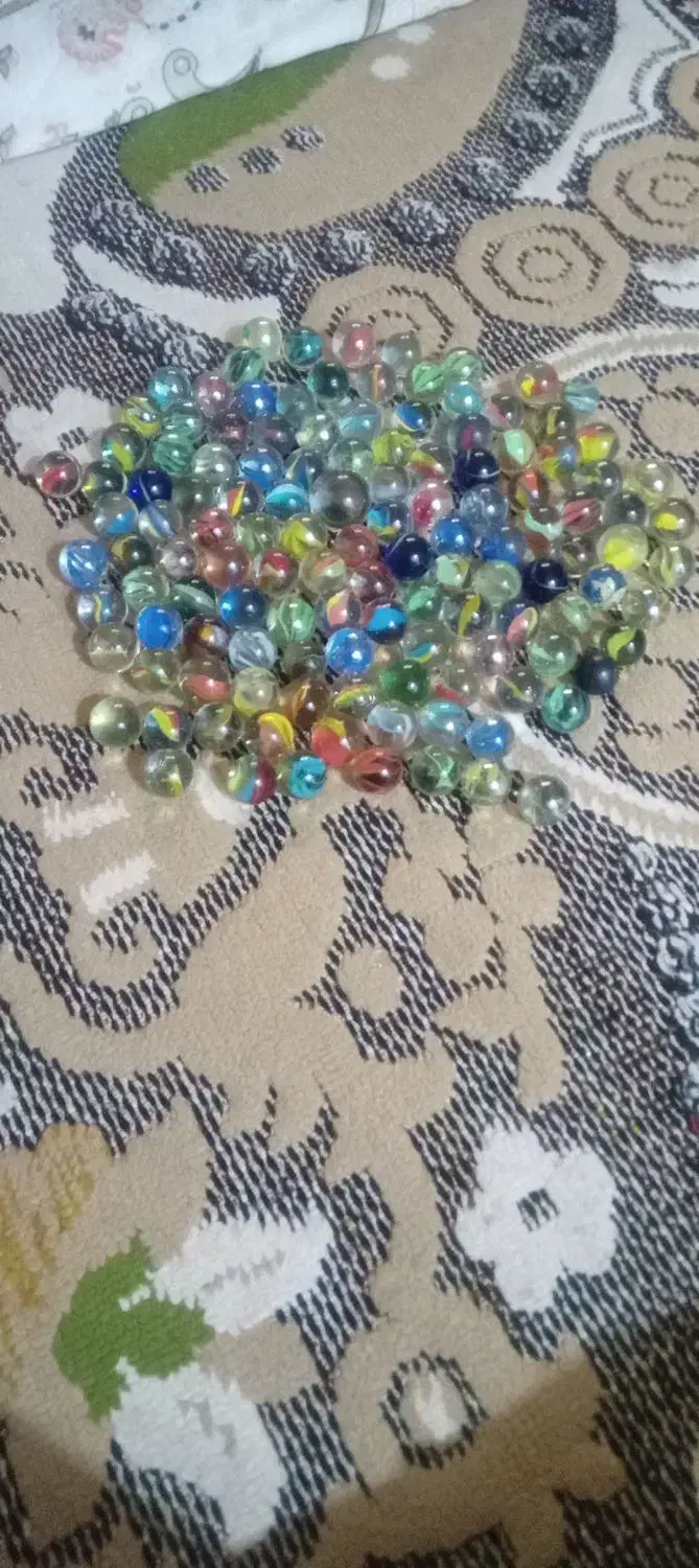 تیله|اسباب‌‌بازی|رشت, حومه رشت|دیوار