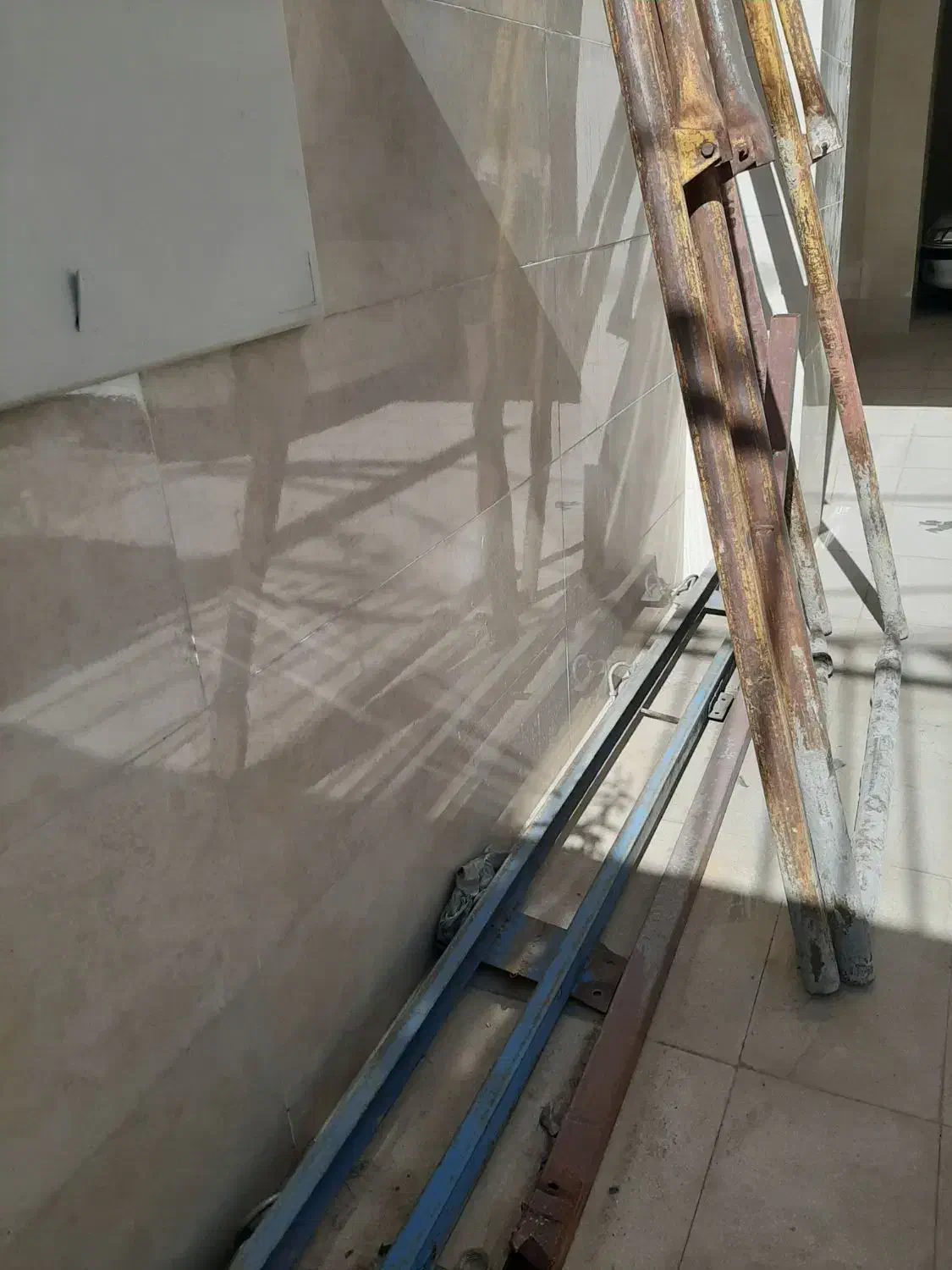 بالابر ساختمانی موتور قدیم|ماشینآلات صنعتی|کرمانشاه, |دیوار