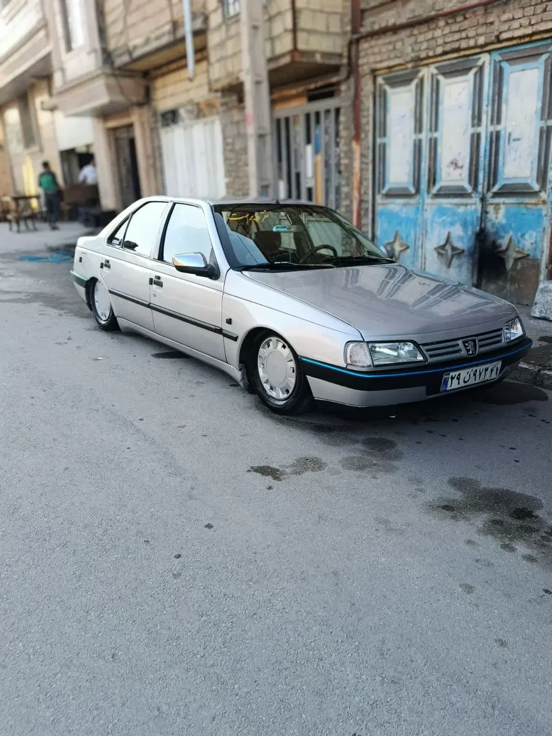 پنوماتیک خانواده پژو|قطعات یدکی و لوازم جانبی|بروجرد, |دیوار