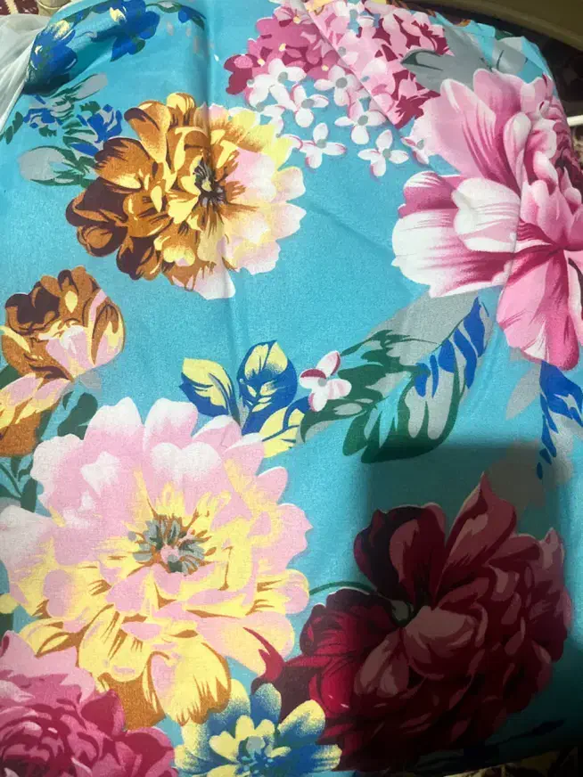 پارچه مناسب لحاف تشک بالش ملافه|لوازم خیاطی و بافتنی|مرند, |دیوار