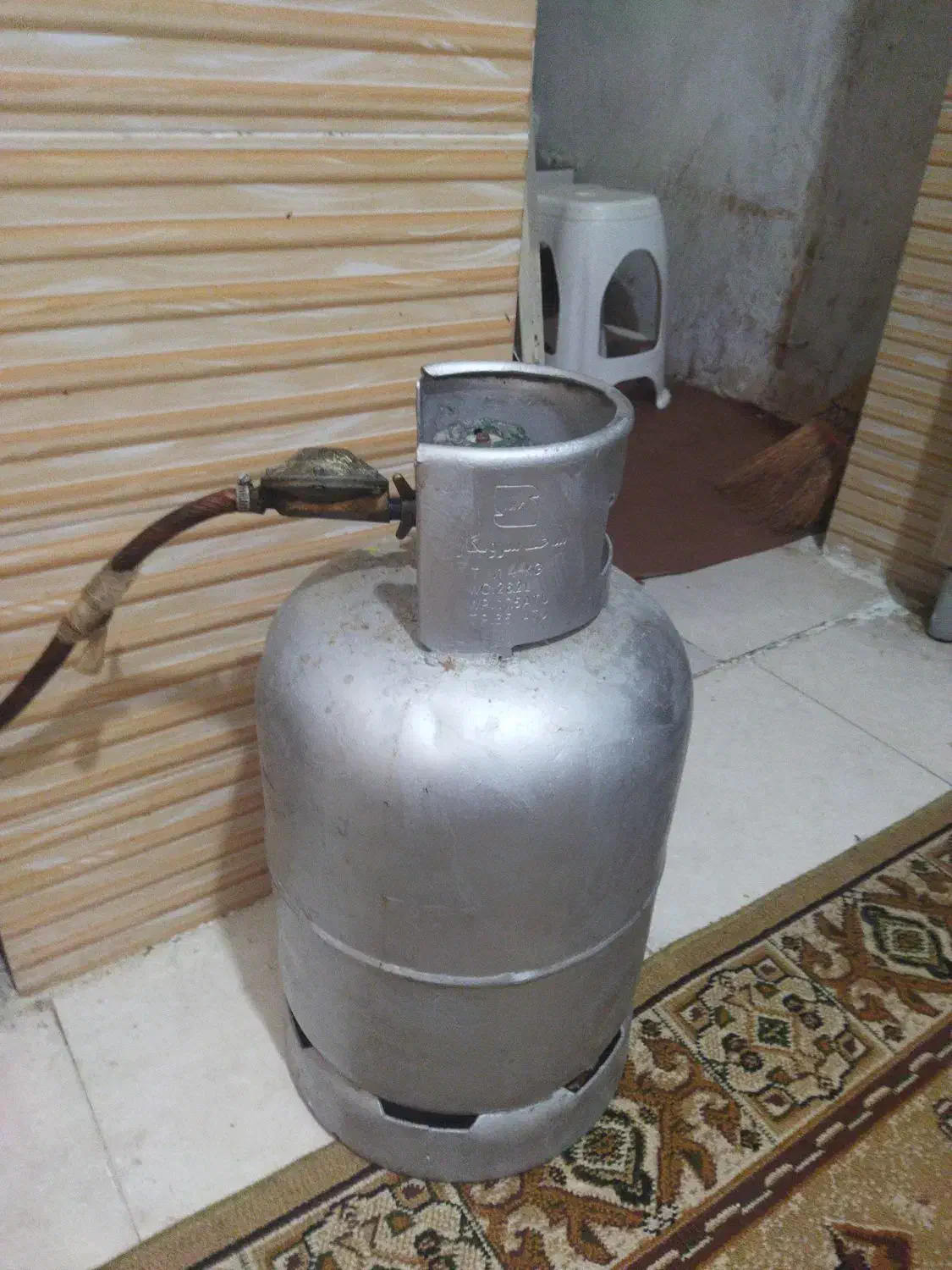 کپسول گاز بوتان دو عدد با یک پیک نیک،پوتین سبک|اجاق گاز و لوازم برقی پختوپز|کنارک, |دیوار