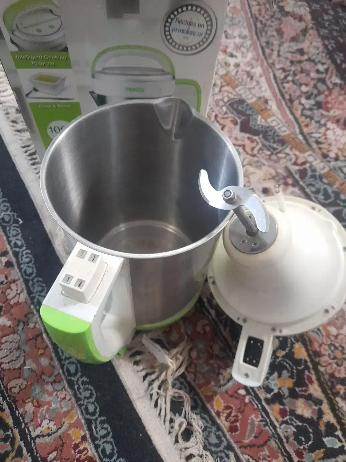 غذا ساز سالم|خردکن، آسیاب، غذاساز|کاشان, پاقپان|دیوار