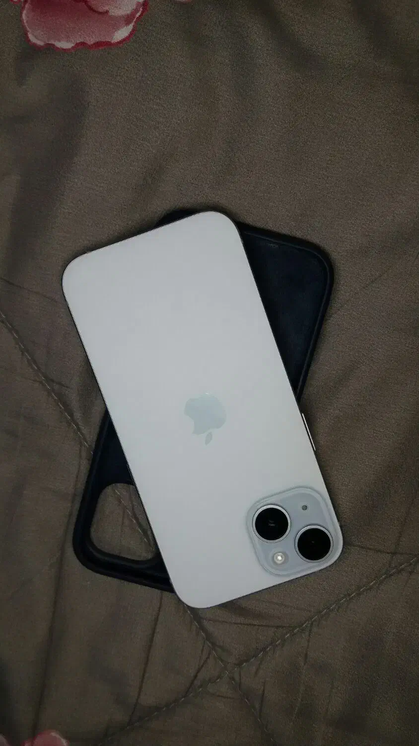 آیفون 15 نرمال بسیار تمیز بدون کوچیک ترین ونونو|موبایل|گرگان, |دیوار