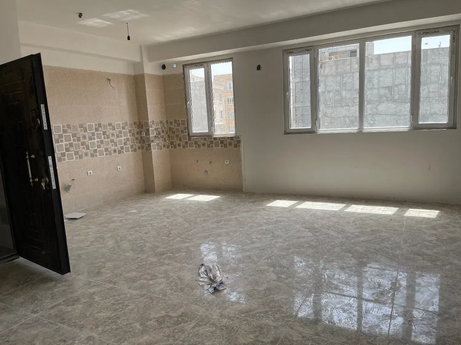 فروش واحد ۷۵ متری کلید نخورده با پارکینگ اسانسور|فروش آپارتمان|رباط‌کریم, رباط‌کریم|دیوار