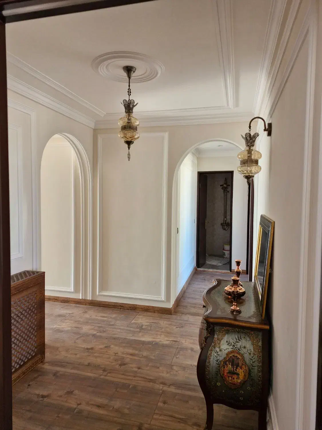 استخدام گچکار و شاگرد گچ ساز روزمزد در اکیپ|استخدام معماری، عمران و ساختمانی|رشت, لاکان|دیوار