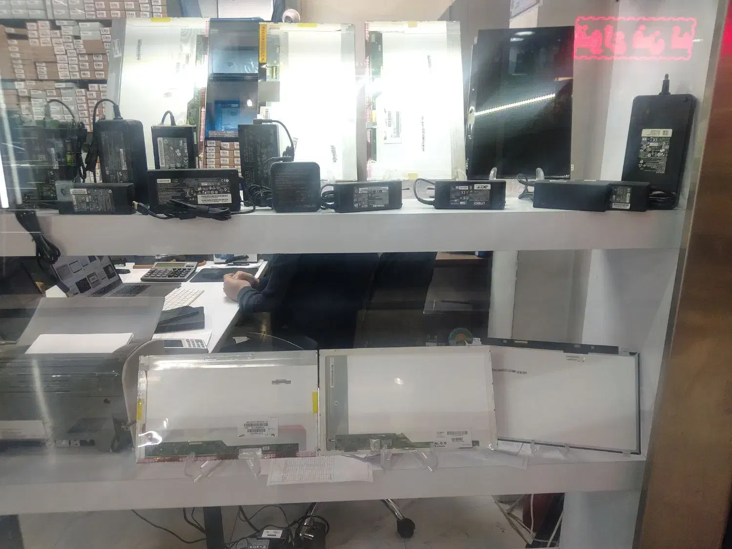 لپ تاپ خراب.سوخته داری بخون|رایانه همراه|تهران, شیخ هادی|دیوار