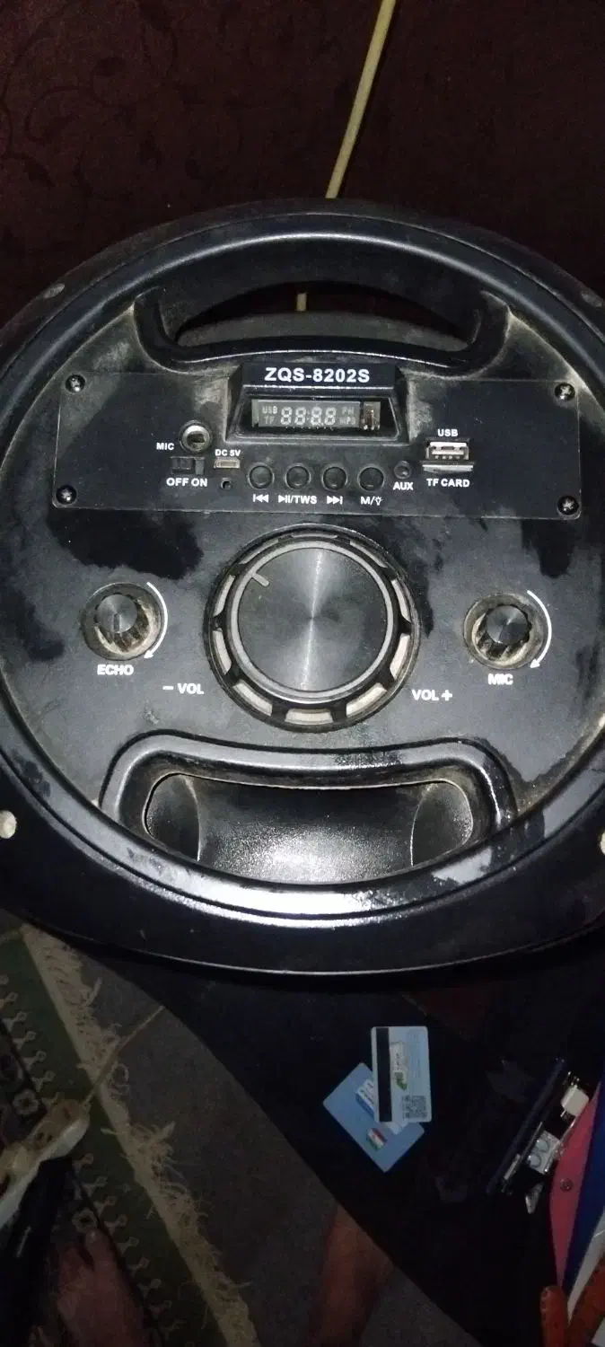 اسپیکر پارتی باکس مدل ZQS-8202S|پخش‌کننده همراه|شاهین‌شهر, شهرک گلدیس|دیوار