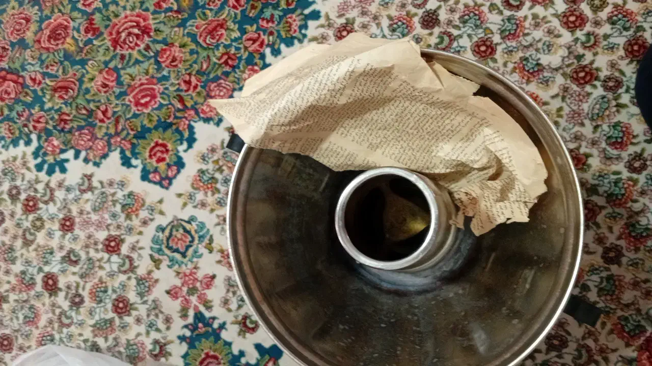 سماور نفتی ۴ لیتری نفتی نونو عتیقه|کلکسیون اشیاء عتیقه|سمنان, |دیوار