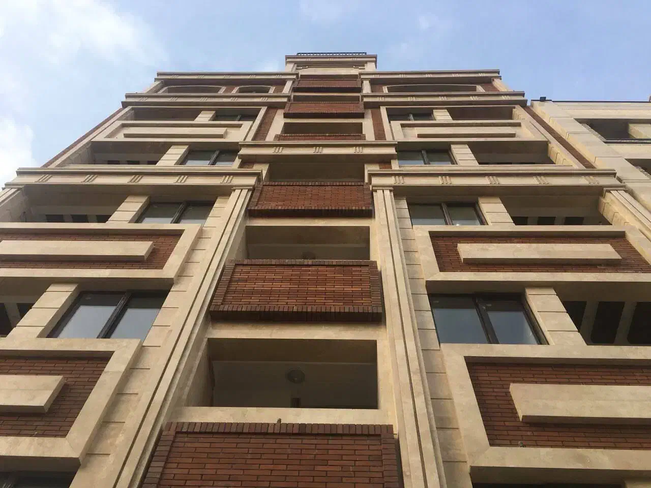 اپارتمان ۱۰۸ متری یوسف اباد شخصی ساز