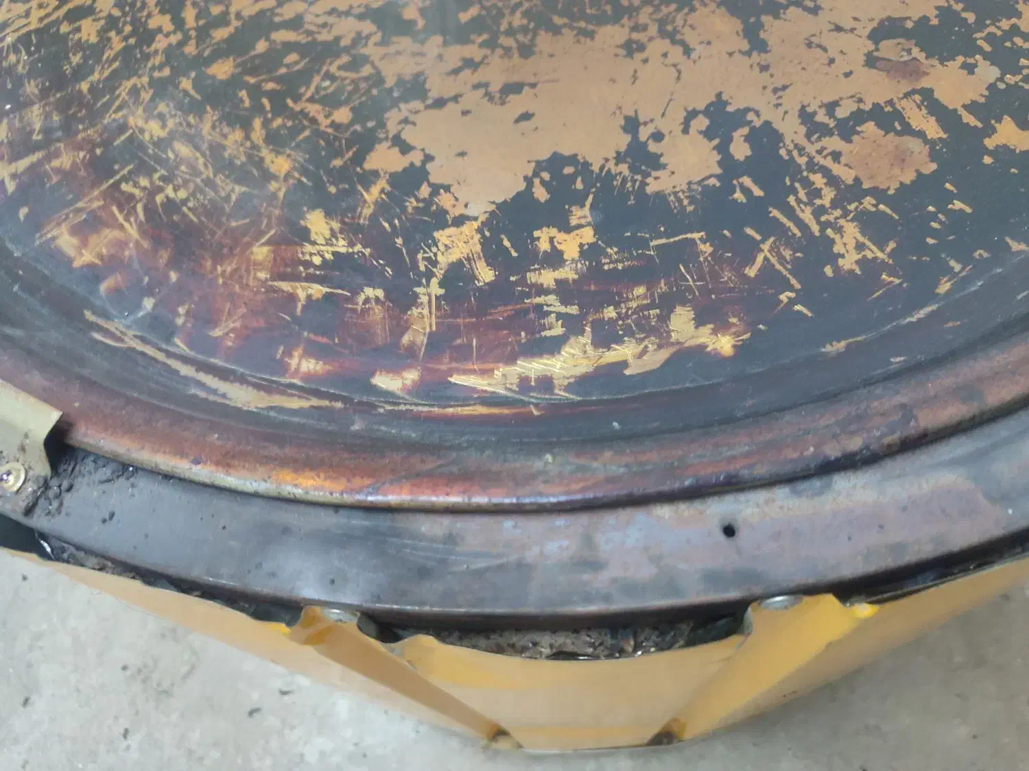 تنور و سینی خشکار|اجاق گاز و لوازم برقی پخت‌وپز|رشت, پیرکلاچای|دیوار