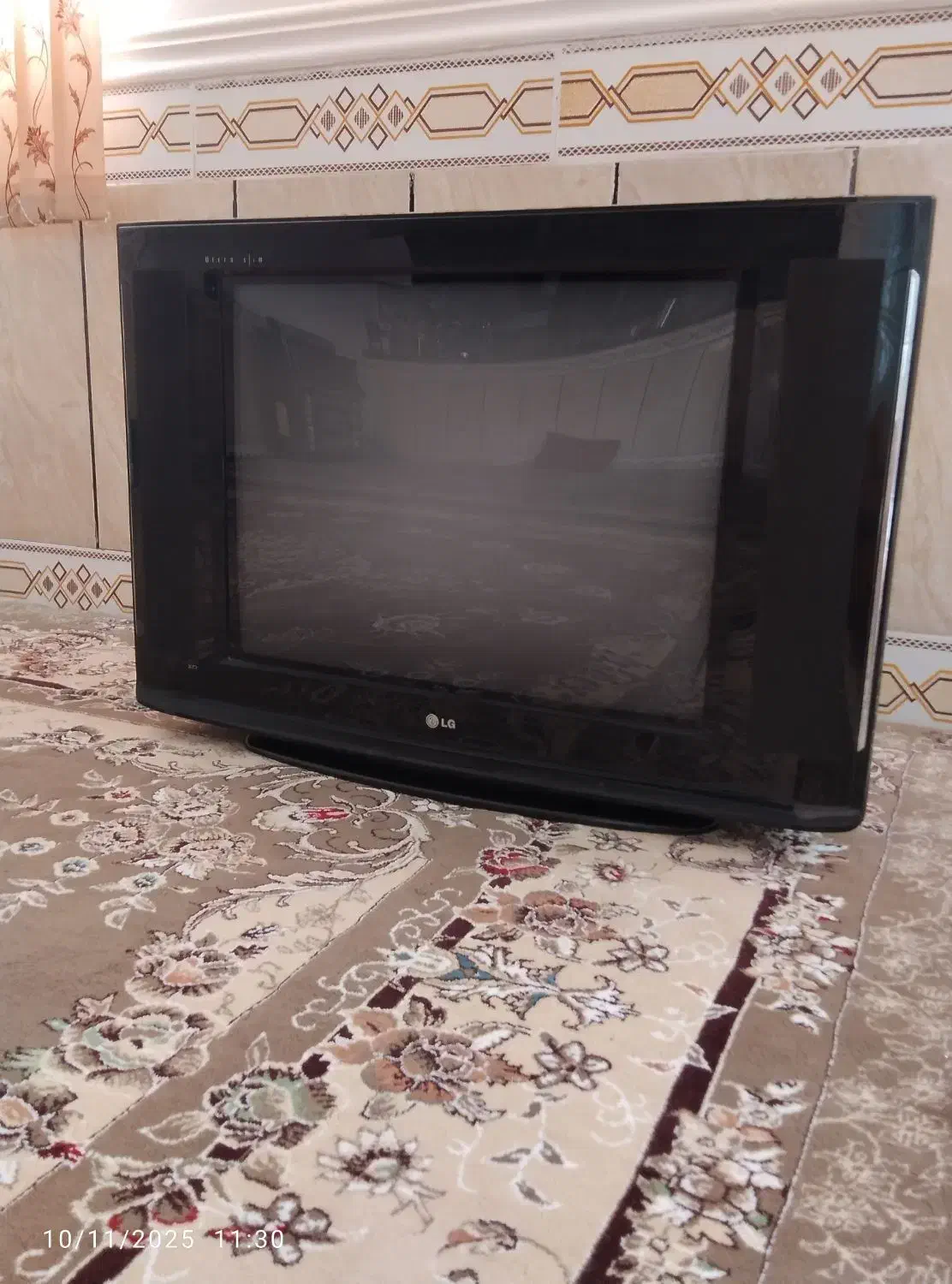 تلویزیون|تلویزیون و پروژکتور|دوگنبدان, |دیوار