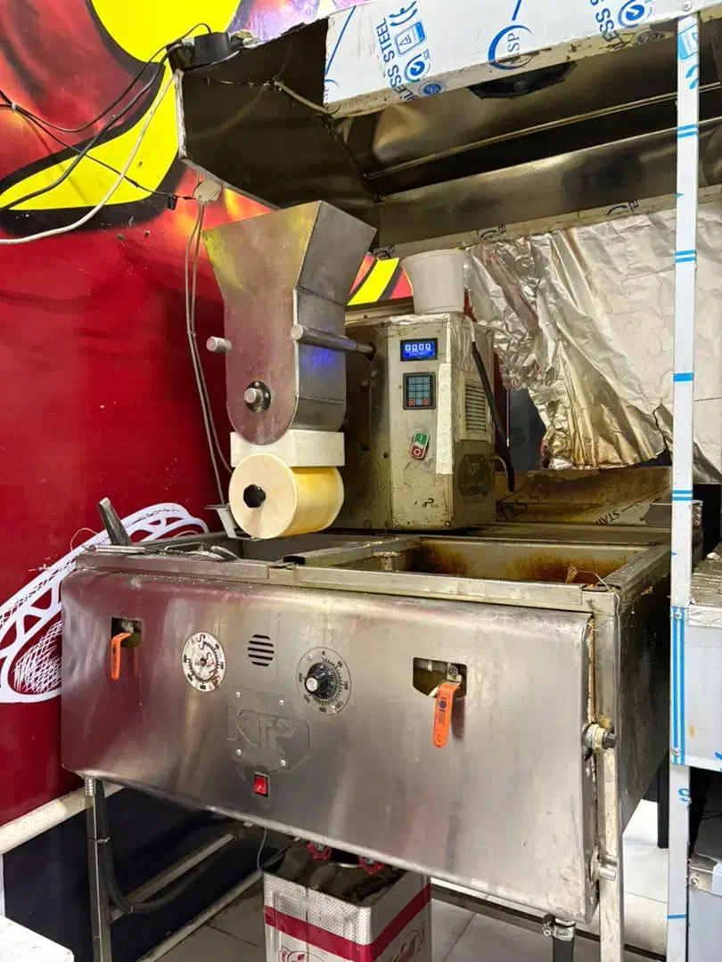 فلافل زن و فر پیتزا|کافیشاپ و رستوران|رباطکریم, شترخوار|دیوار