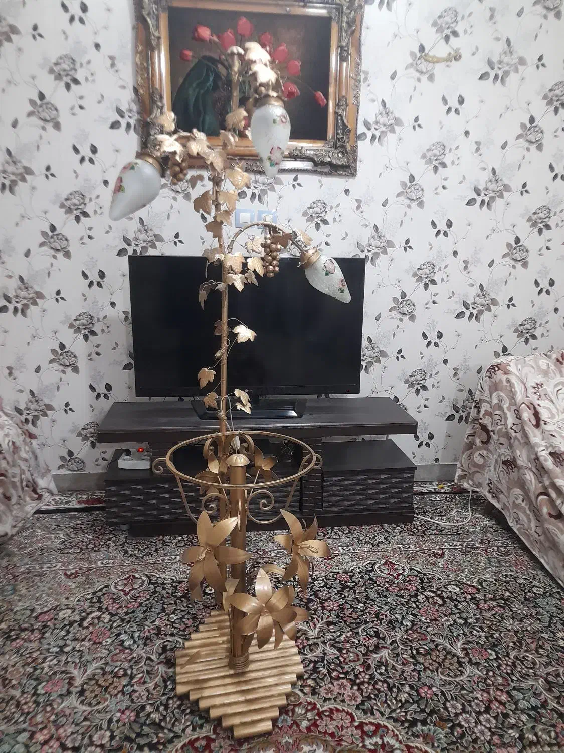 شب خواب پایه بلند انگوری|چراغ خواب و آباژور|بروجرد, |دیوار