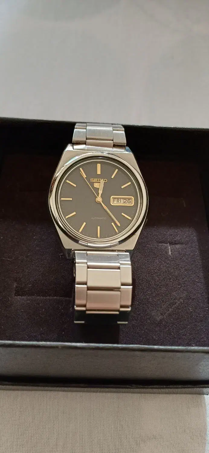 ساعت سیکو کلکسیونی نو|کلکسیون اشیاء عتیقه|ساری, |دیوار