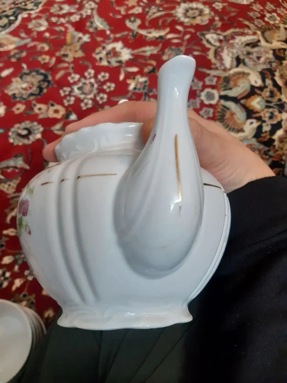 قوری چینی گل سرخی|قوری، کتری، قهوه‌ساز دستی|اراک, |دیوار