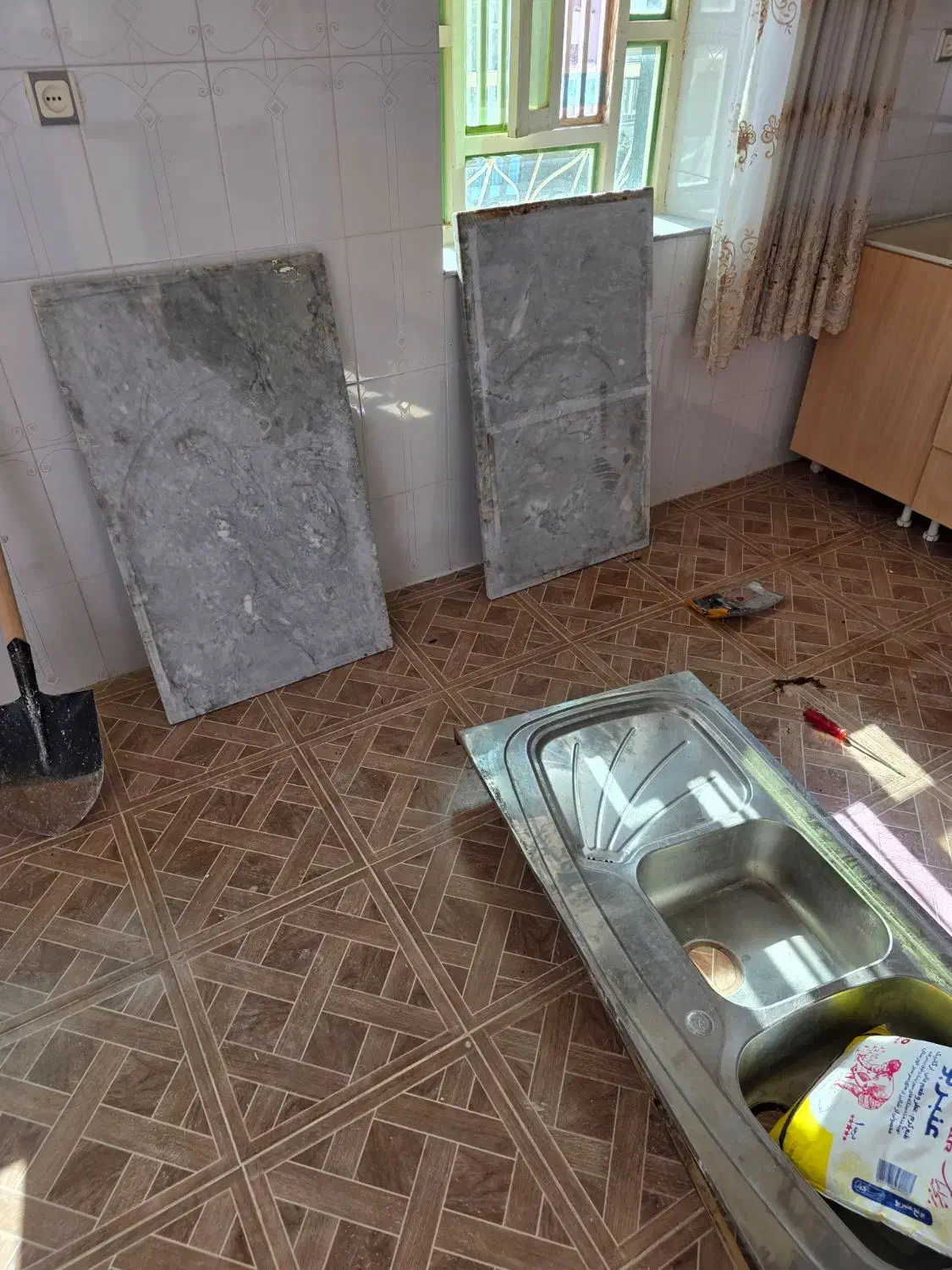 کابینت آشپزخانه|مصالح و تجهیزات ساختمان|آبدانان, |دیوار