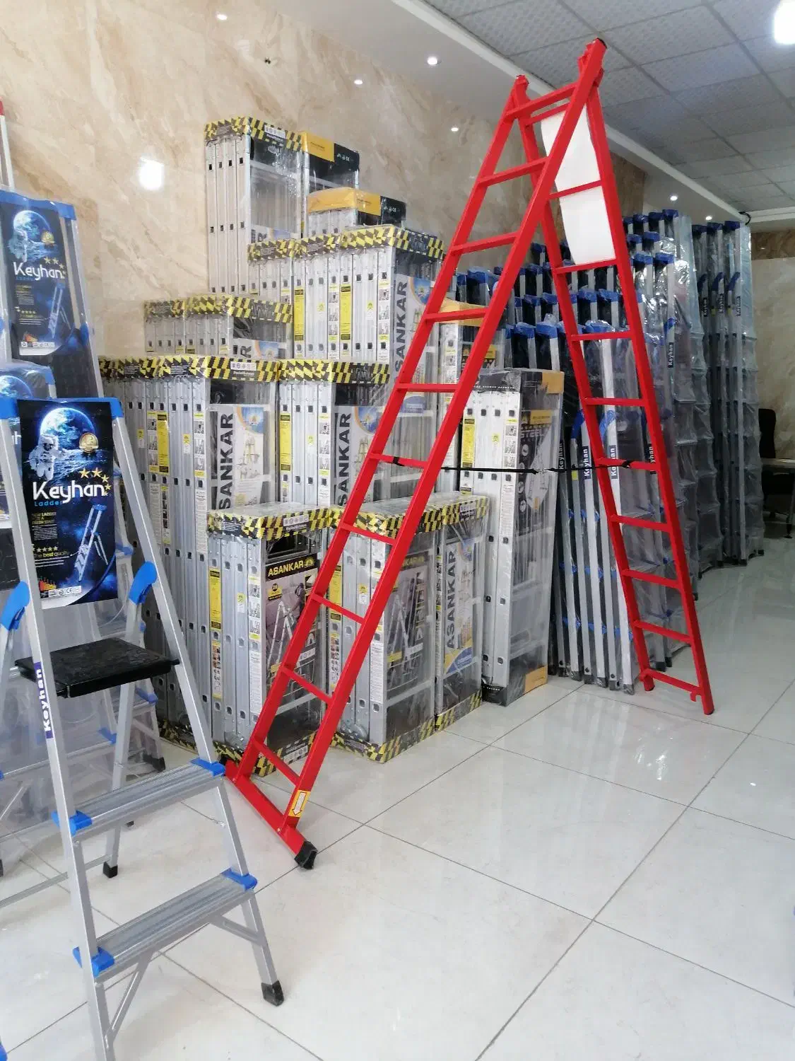 نردبان کیهان|ابزارآلات|شهریار, شهرک شاهد|دیوار