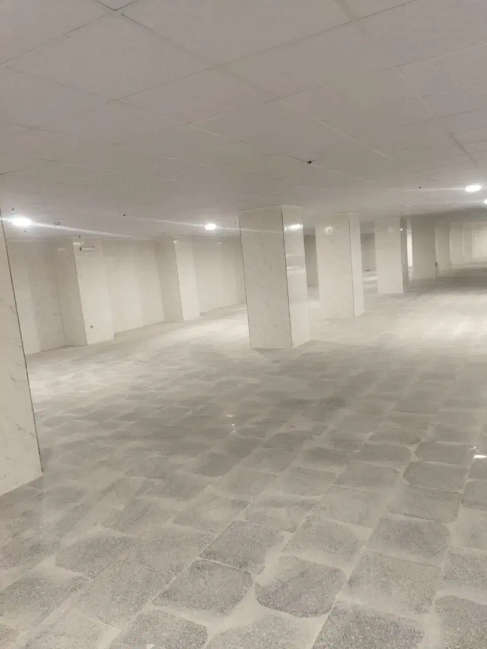 فروش فوری واحد ۱۷۰ متری سه نبش با بهترین موقعیت|فروش آپارتمان|شبستر, |دیوار