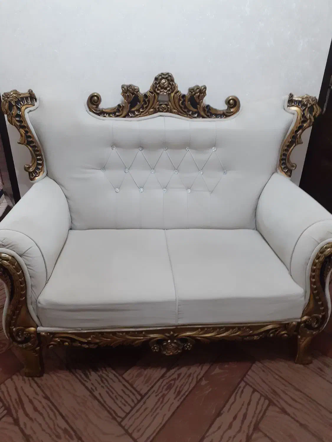 مبل ۷نفره سلطنتی|مبلمان خانگی و میز عسلی|لولمان, |دیوار