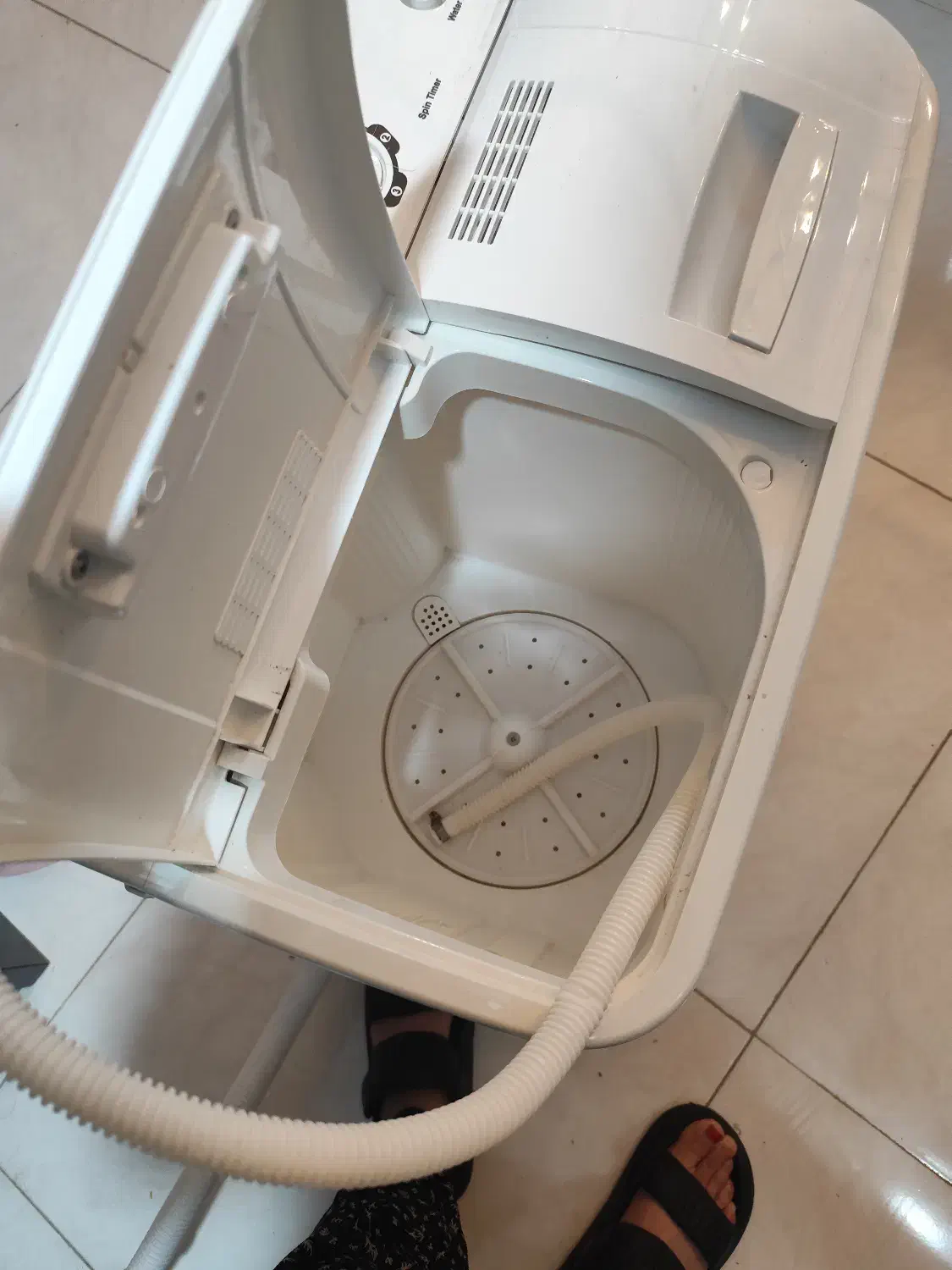 کهنه شور|ماشین لباسشویی و خشک‌کن لباس|شیراز, هفت تنان|دیوار