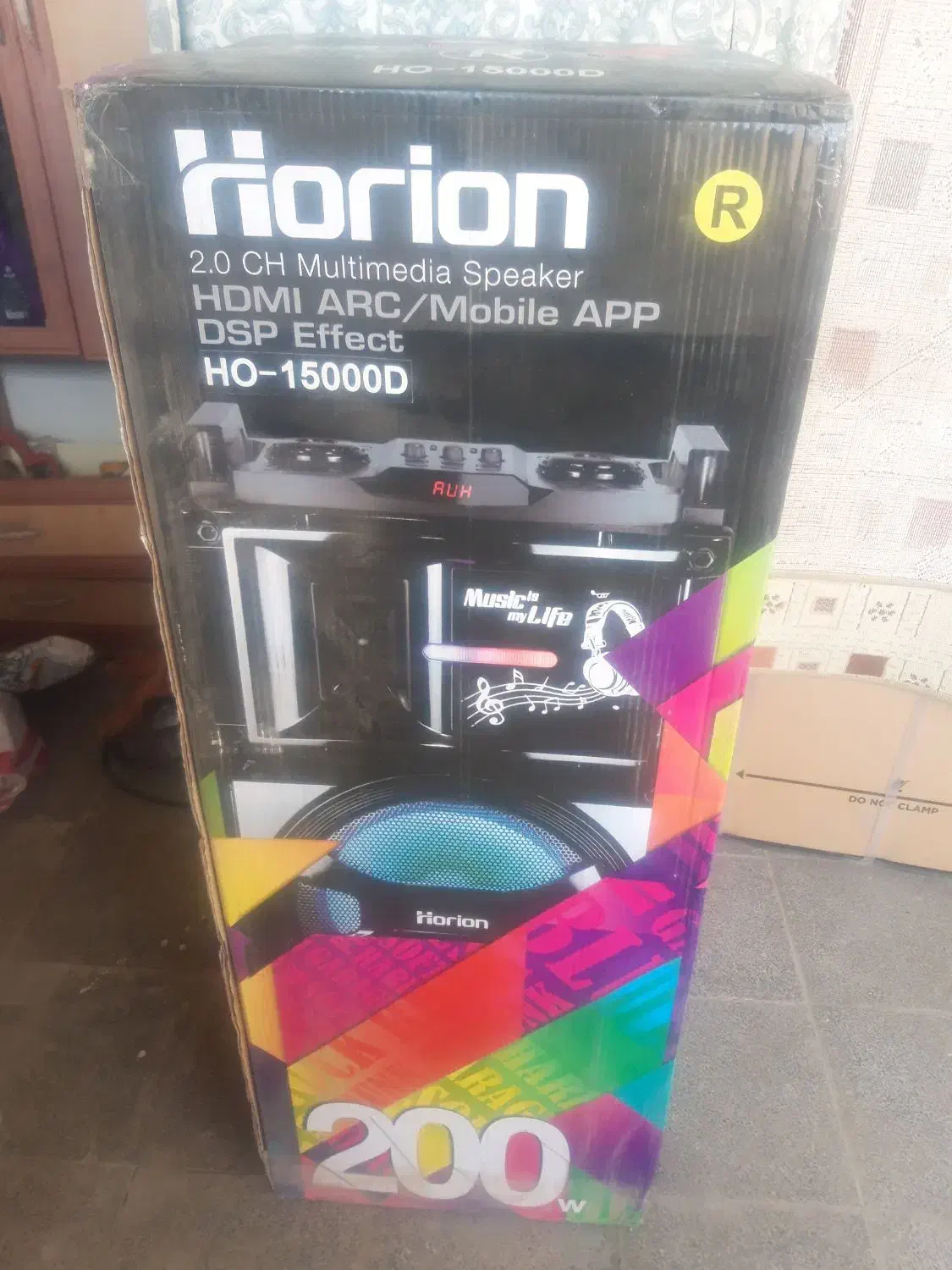 تلویزیون ۶۵اینچ با یک جفت باکس|تلویزیون و پروژکتور|همدان, |دیوار