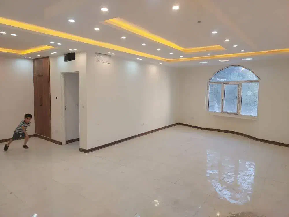 85 متر چهار راه طالقانی/روبه نما بسیار شیک/سند|فروش دفتر کار، اتاق اداری، مطب|کرج, اصفهانیها|دیوار