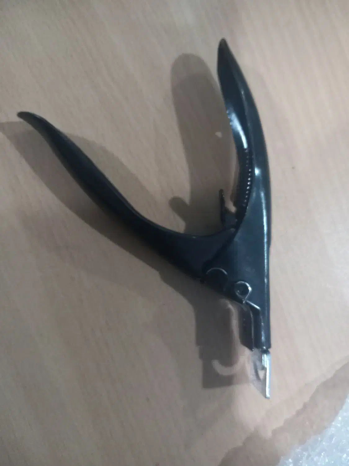 وسایل‌ناخون‌کاری|آرایشی، بهداشتی، درمانی|اندیشه, اندیشه فاز ۳|دیوار