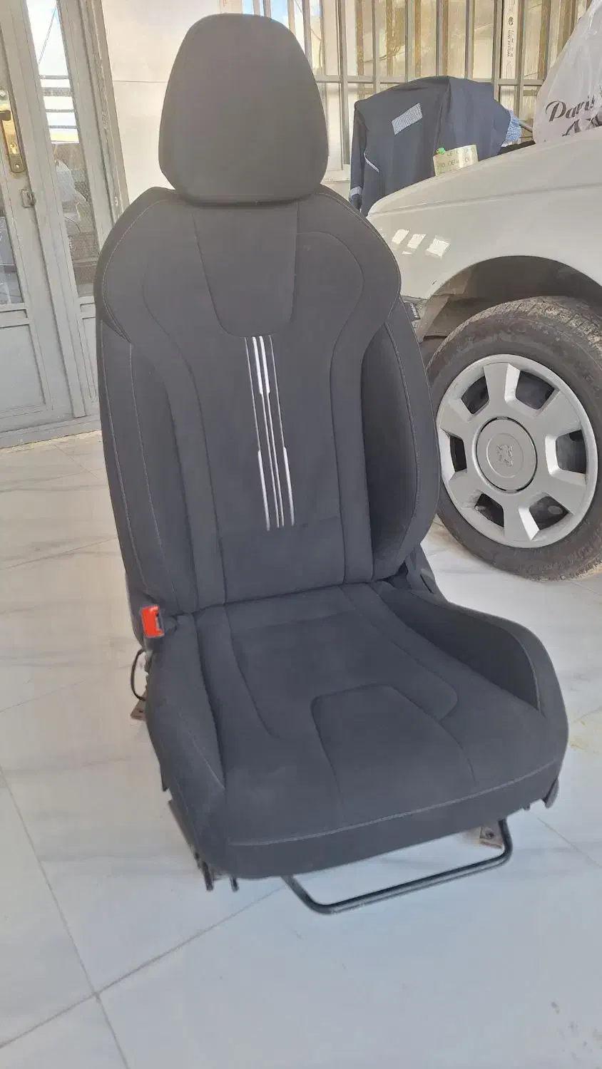 صندلی خلبانی|صندلی و نیمکت|سرپل ذهاب, |دیوار