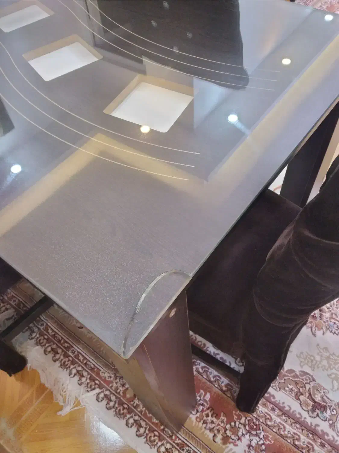 میز نهارخوری چهارنفره|میز و صندلی غذاخوری|رشت, معلولین|دیوار