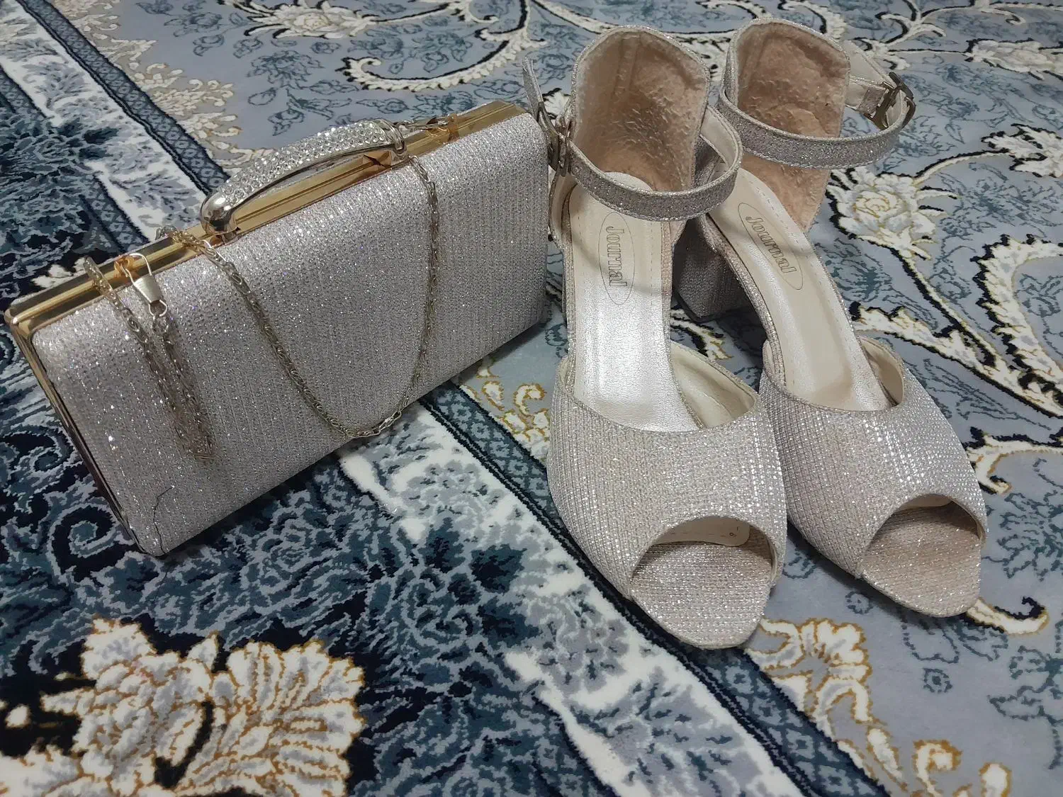 کیف و کفش|کیف، کفش، کمربند|قرچک, پویینک|دیوار