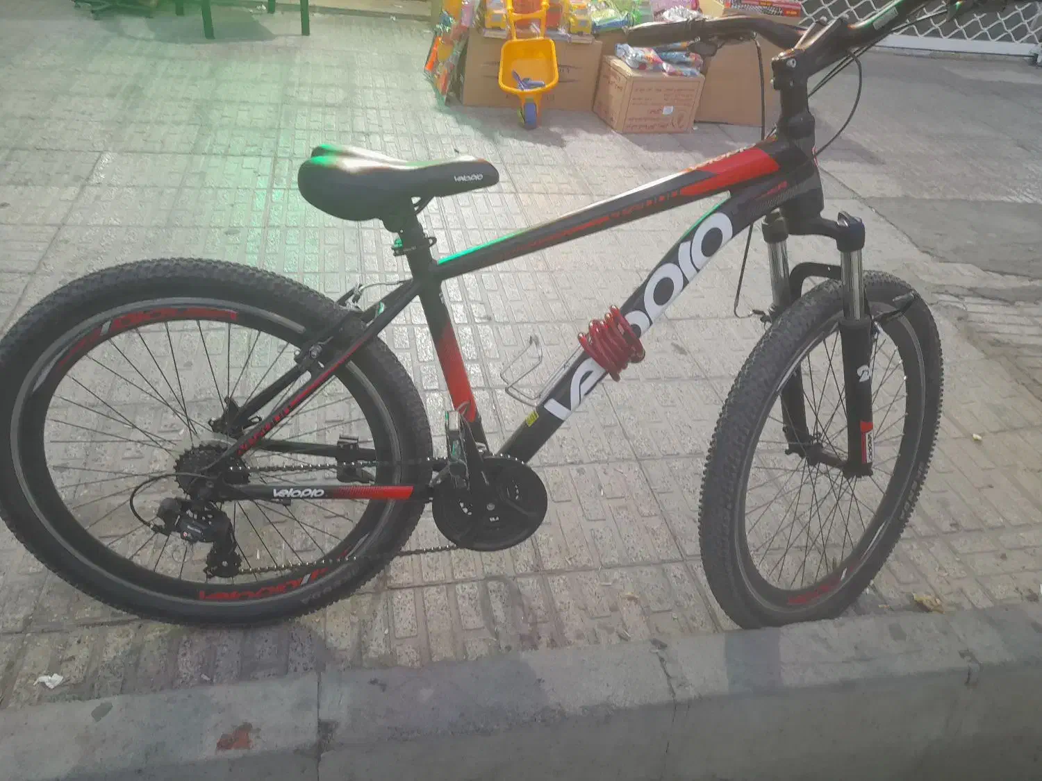 دوچرخه|دوچرخه، اسکیت، اسکوتر|اندیشه, اندیشه فاز ۲|دیوار