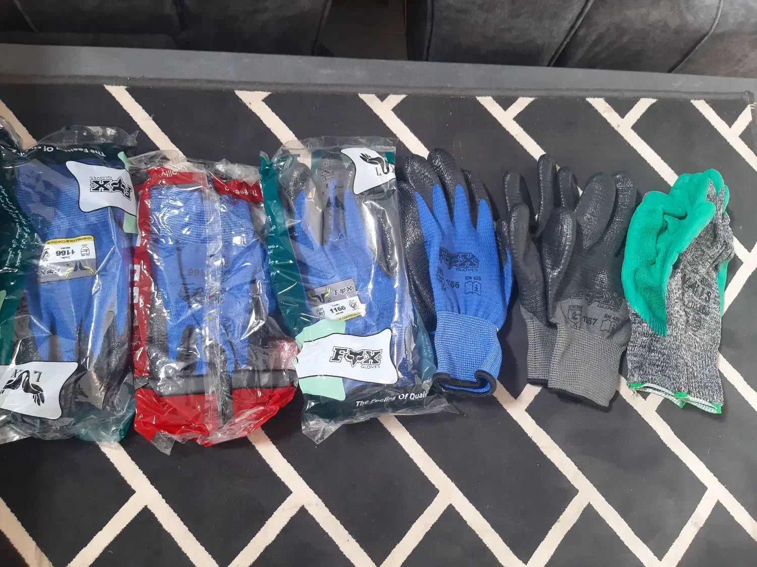 دستکش کار|ابزارآلات|نجف‌آباد, یزدانشهر|دیوار