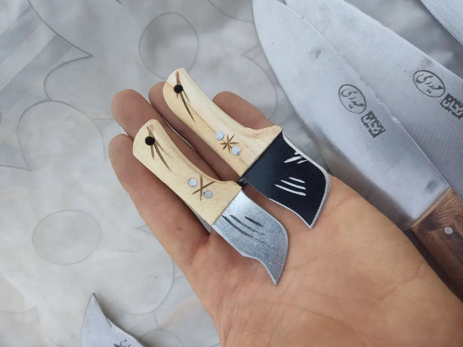 چاقو کلکسیونی|کلکسیون اشیاء عتیقه|مشهد, سیس‌آباد|دیوار