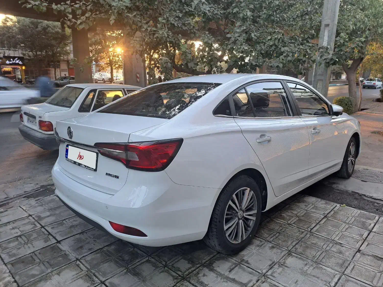 سواری سدان mg5|خودرو سواری و وانت|اصفهان, پرتمان|دیوار