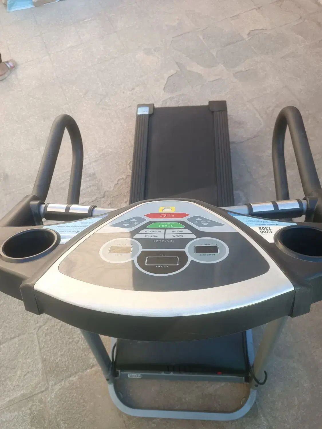تردمیل درحد نو خیلی خیلی تمیز|تجهیزات ورزشی|بافق, |دیوار